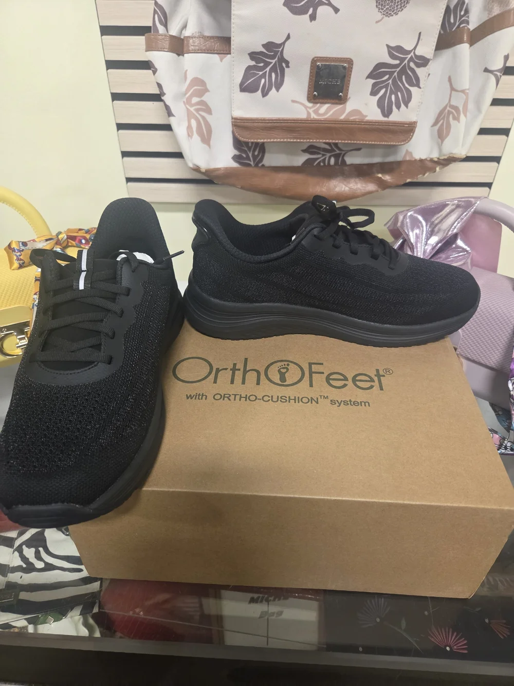 Womens Orthofeet Black Athletic Work Walking Orthepedic Sneakers w/inserts